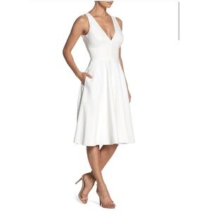 NWOT Dress the Population Catalina Fit & Flare Cocktail Cream Zipper Dress L